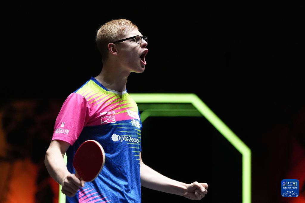 随后却被奥 随后却被奥